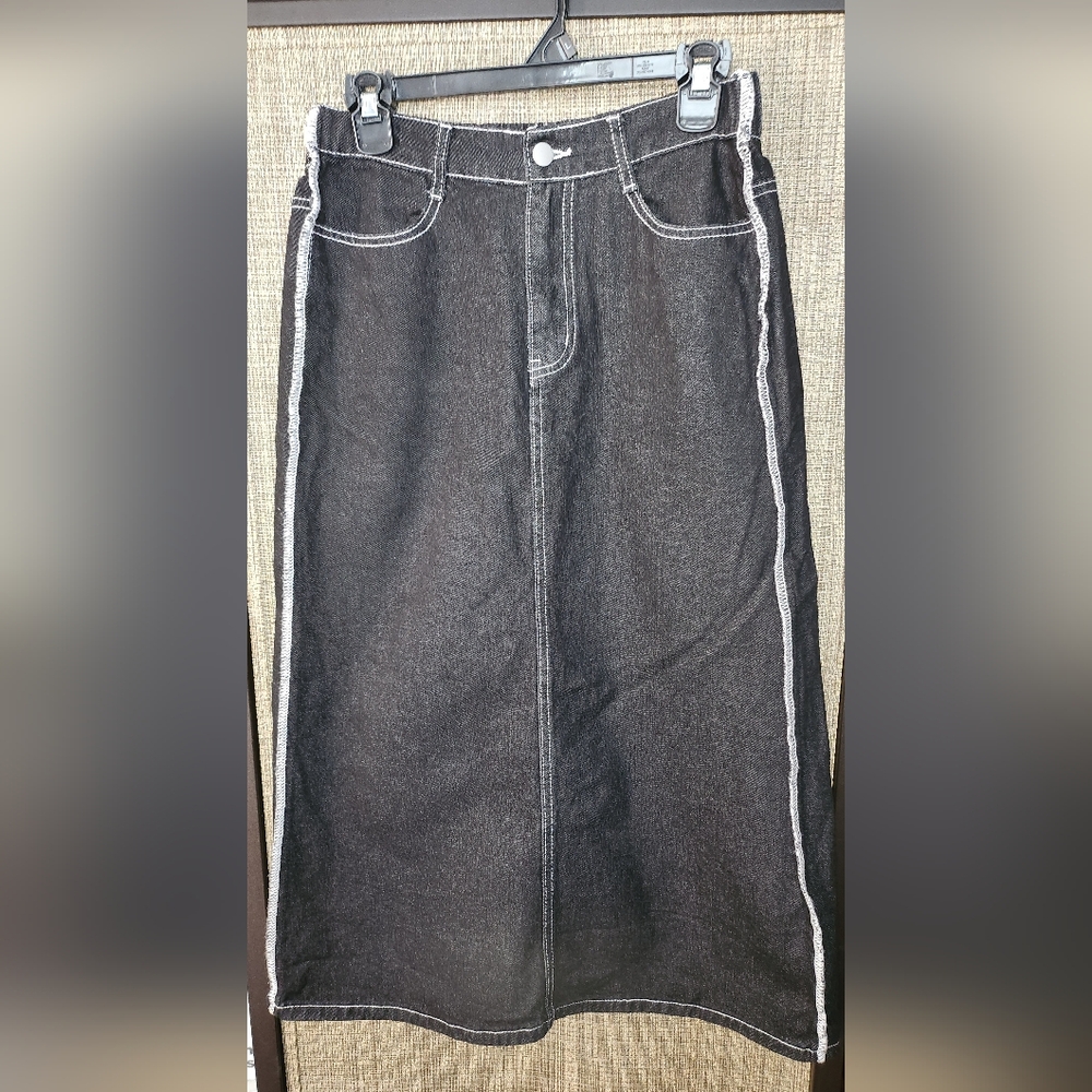 Dazy Black Denim Skirt with White Stitching